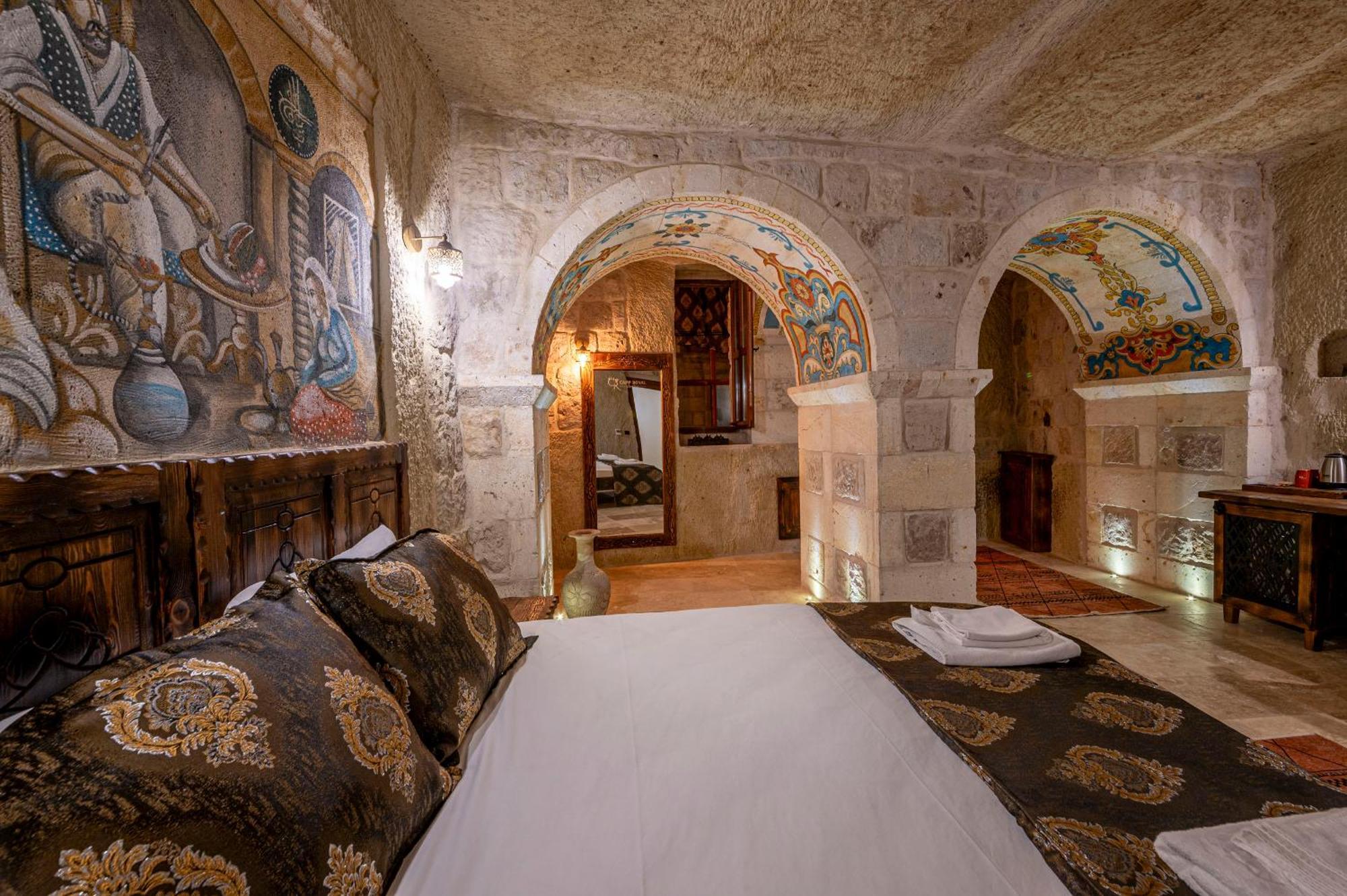Capp Royal Cave Hotel Ürgüp Ngoại thất bức ảnh